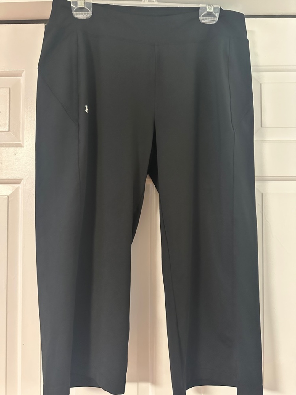 Under Armour Black Capri Leggings with Subtle Logo